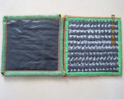 1550712392468046.jpg GCL覆膜膨潤土防水毯.jpg